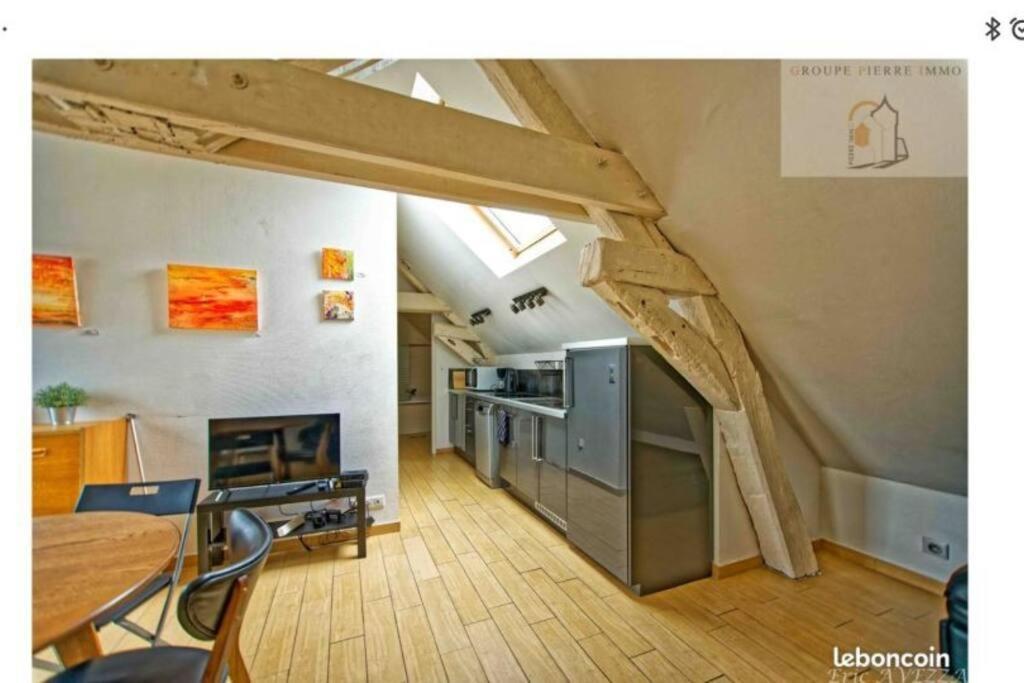 Orleans Appartement 2 Chambres Avec Parking Exteriör bild